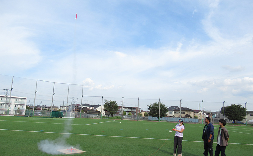 24a404_image_rocket1