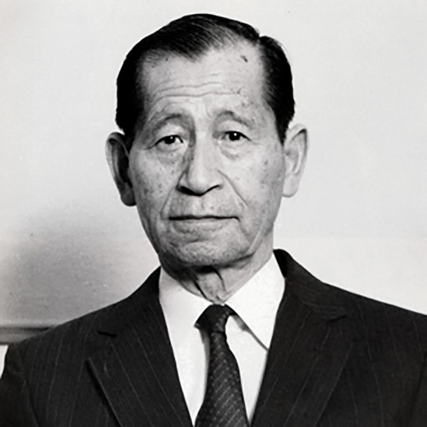 1段 法貴四郎