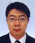 穴見氏(HP用)