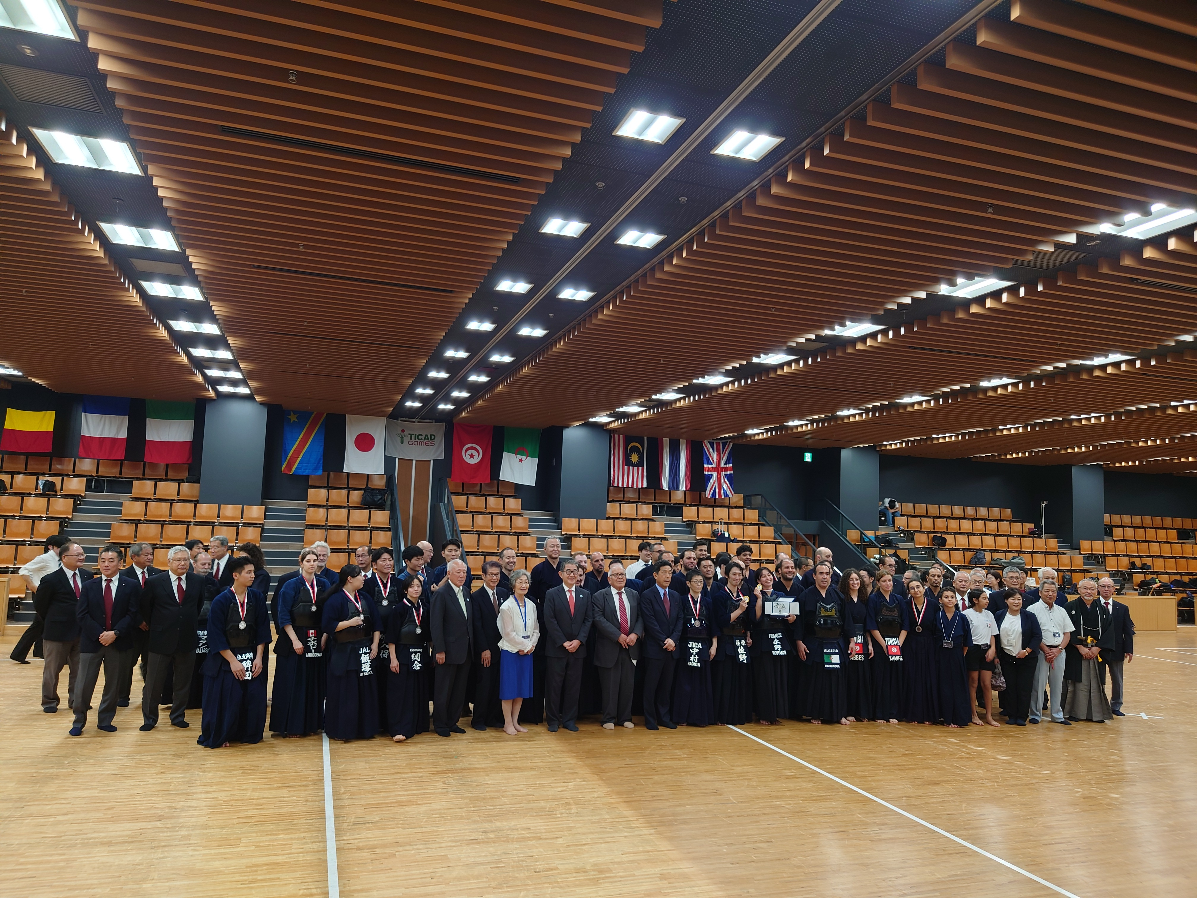 横浜TICAD大会集合写真