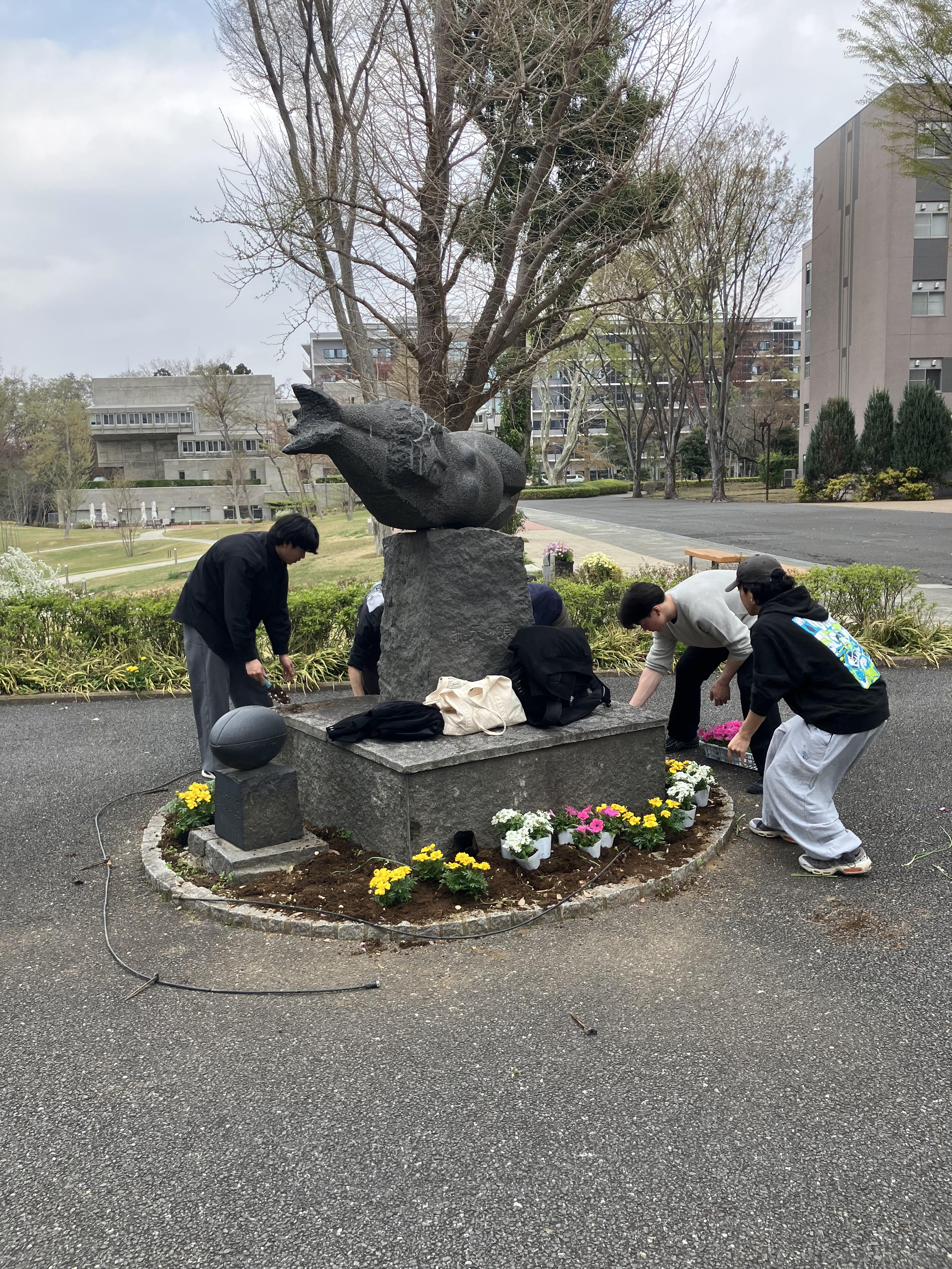 綾いと花壇