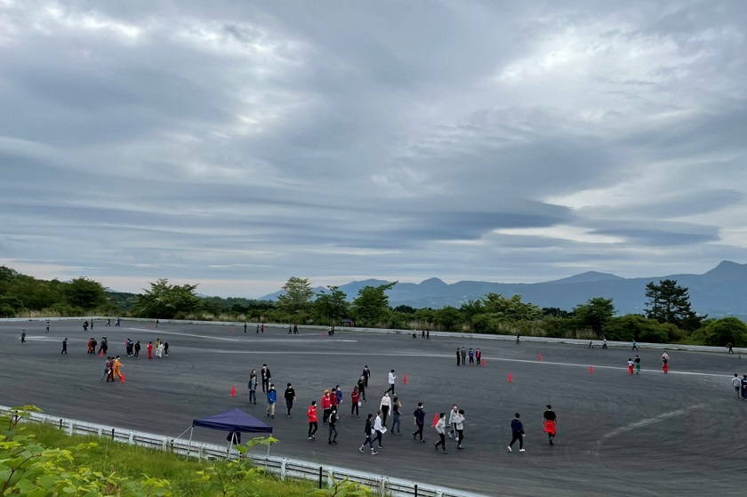 自動車部_2_840_560