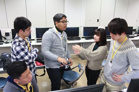 留学必須のプログラムがシステム理工学部全5学科で19年度よりスタート 卒業単位の1 4を英語で履修 芝浦工業大学 留学必須のプログラムがシステム理工学部全5学科で19年度よりスタート 卒業単位の1 4を英語で履修 芝浦工業大学