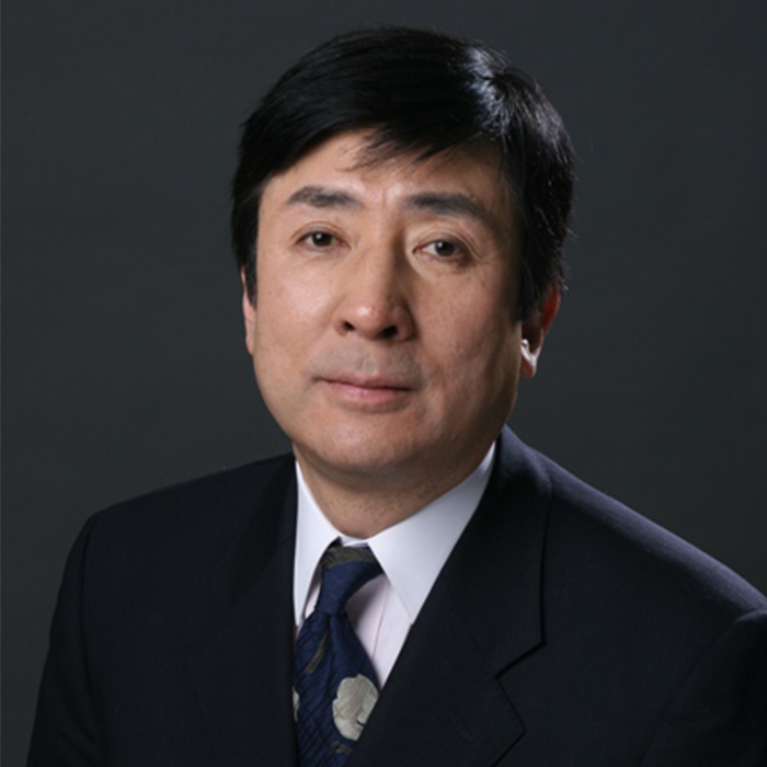 手嶋龍一氏