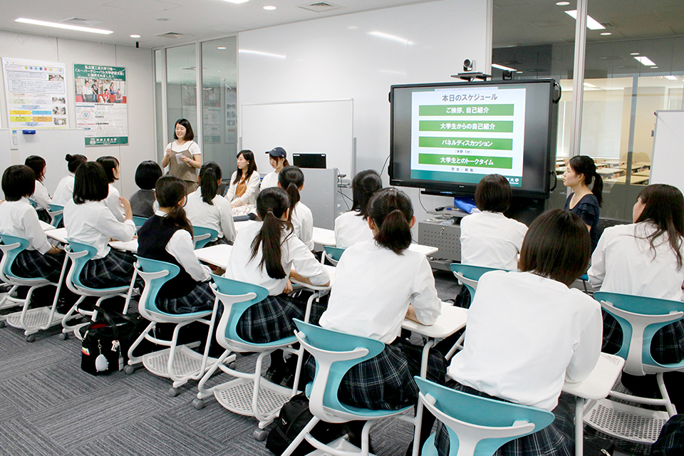 附属高校女子生徒と芝浦工大女子学生との交流会を開催 芝浦工業大学 附属高校女子生徒と芝浦工大女子学生との交流会を開催 芝浦工業大学